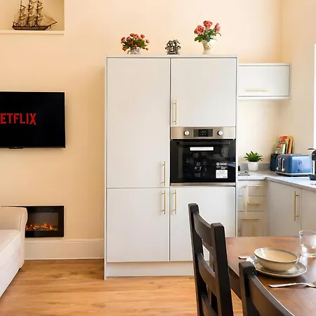 Appartement Spacious 1 King Bed Centre - 5 Min From Train Station York