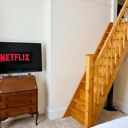Appartement Spacious 1 King Bed Centre - 5 Min From Train Station York